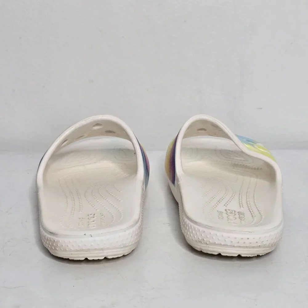 CROCS Classic Slide Kids Sandals Mens 3 / Womens 5 Tie Dye Graphic White